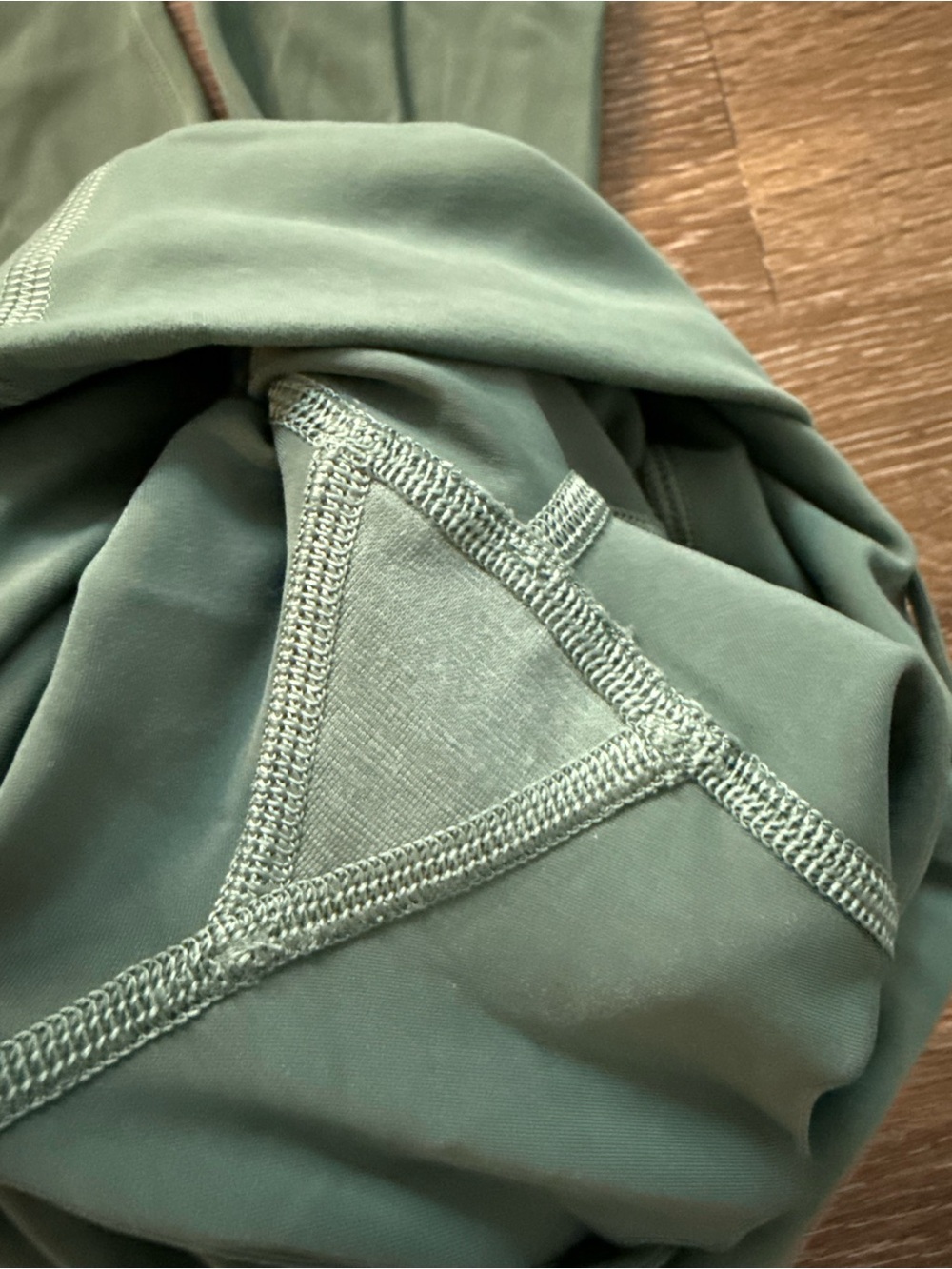 lululemon Sage Green High-Rise Leggings - Picture 6 of 8